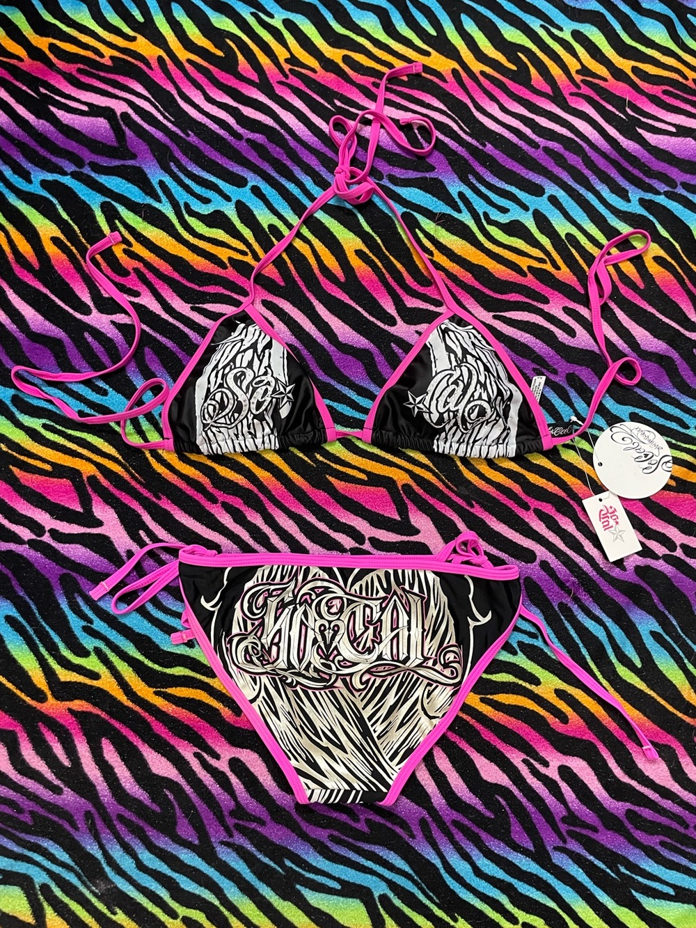 Y2k grunge goth rare 2000s Socal no fear Bikini